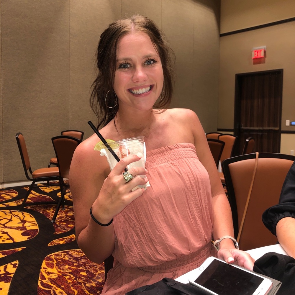 Meet your Posher, Paige